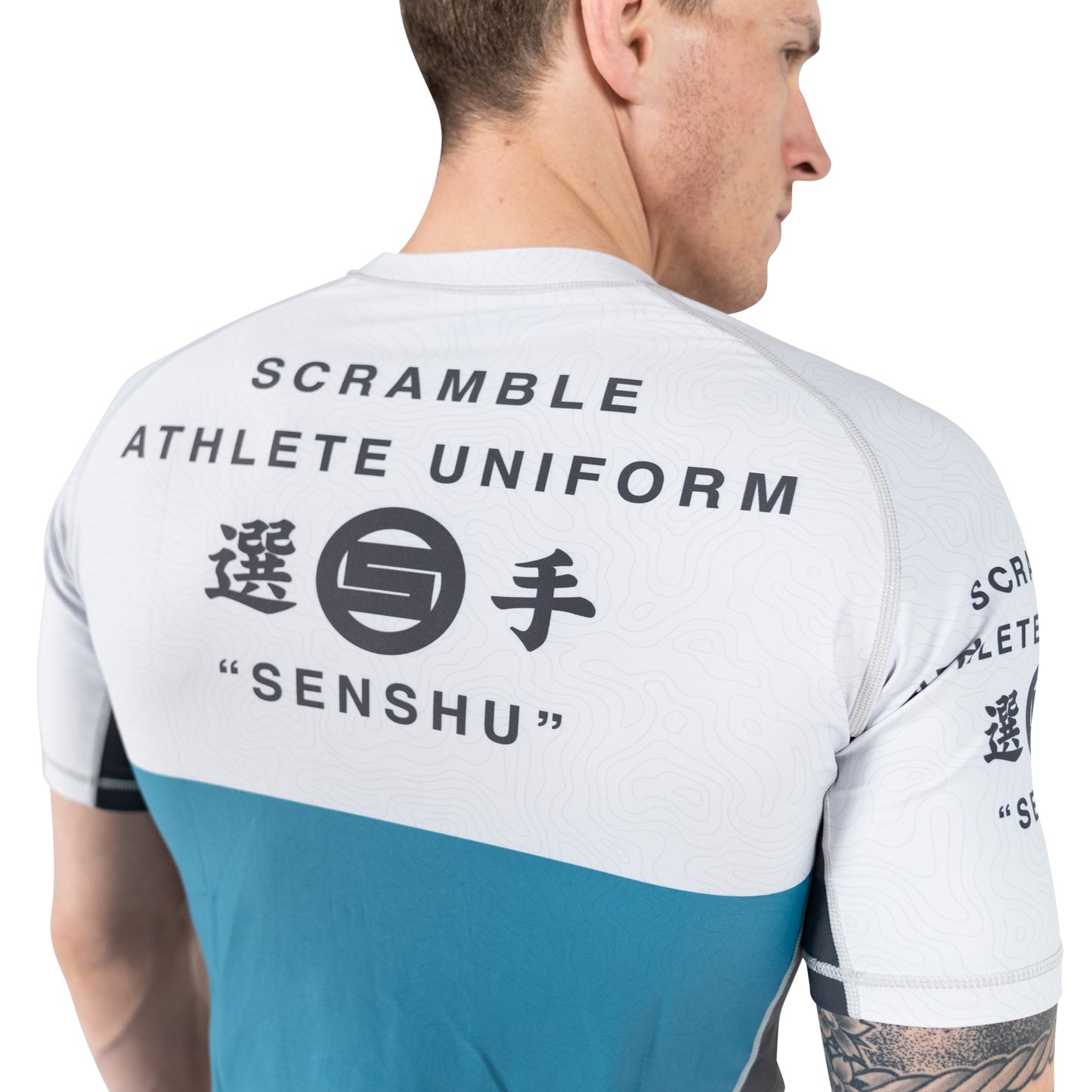 SCRAMBLE Senshu Rashguard