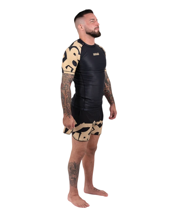 SCRAMBLE BAKA RASHGUARD Black/Gold
