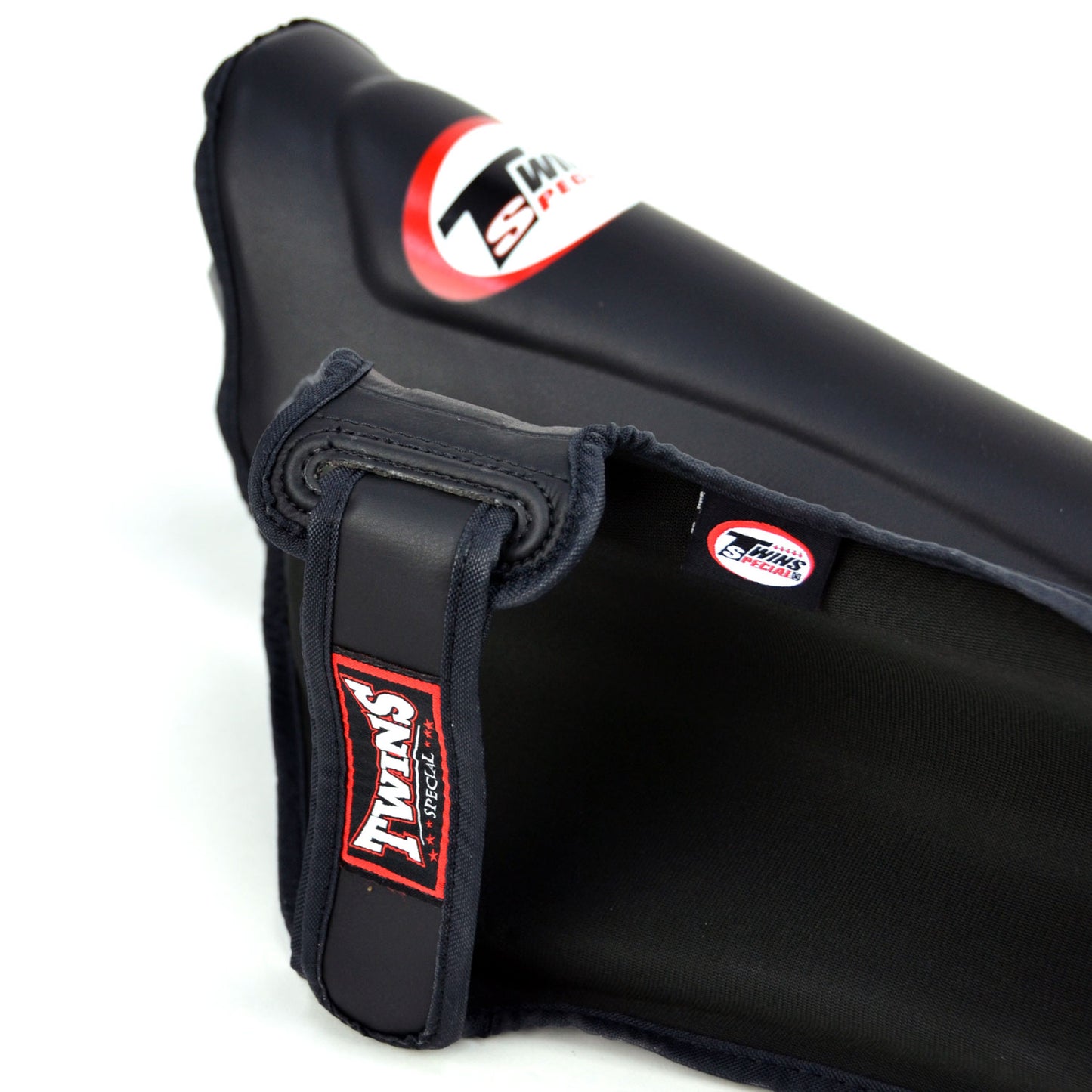 TWINS SPECIAL Double Padded SGS10 Shinguard - Black