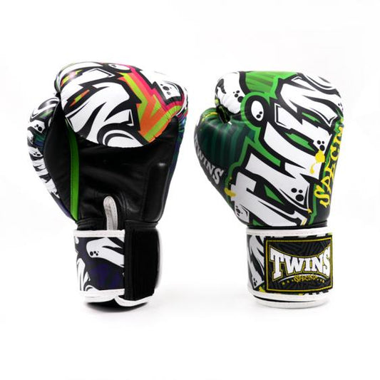 TWINS SPECIAL FBGVL4-68 Fancy Boxing Gloves "Graffiti"