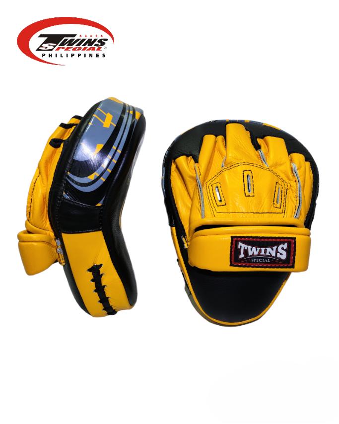 TWINS SPECIAL FPML10 Genuine Leather Curved Punching Mitts Fighting Spirit