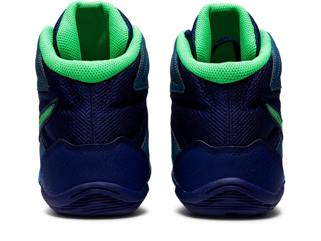 Purple asics 2025 wrestling shoes