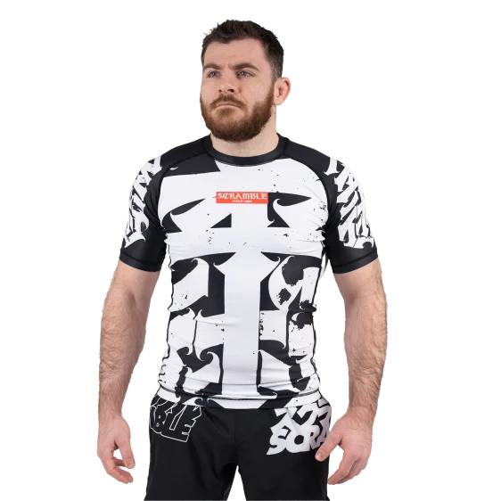 SCRAMBLE HANZI RASHGUARD – MONOCHROME