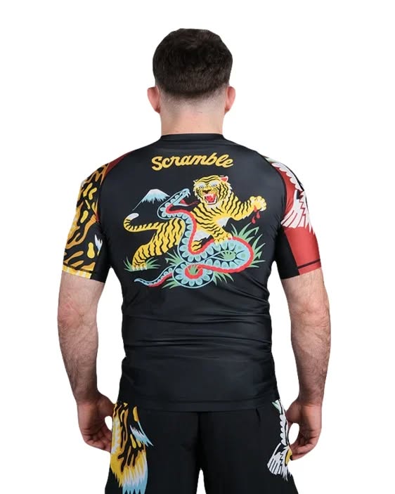 SCRAMBLE Sukajan Short Sleeve Rashguard