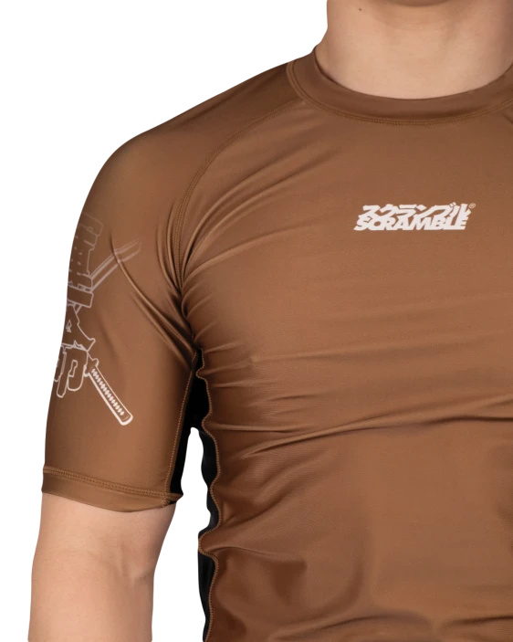 SCRAMBLE Fate Tanto Rashguard – Short Sleeve (Brown)