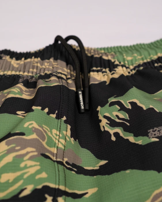 SCRAMBLE Hakata Training Shorts – Tiger Camo