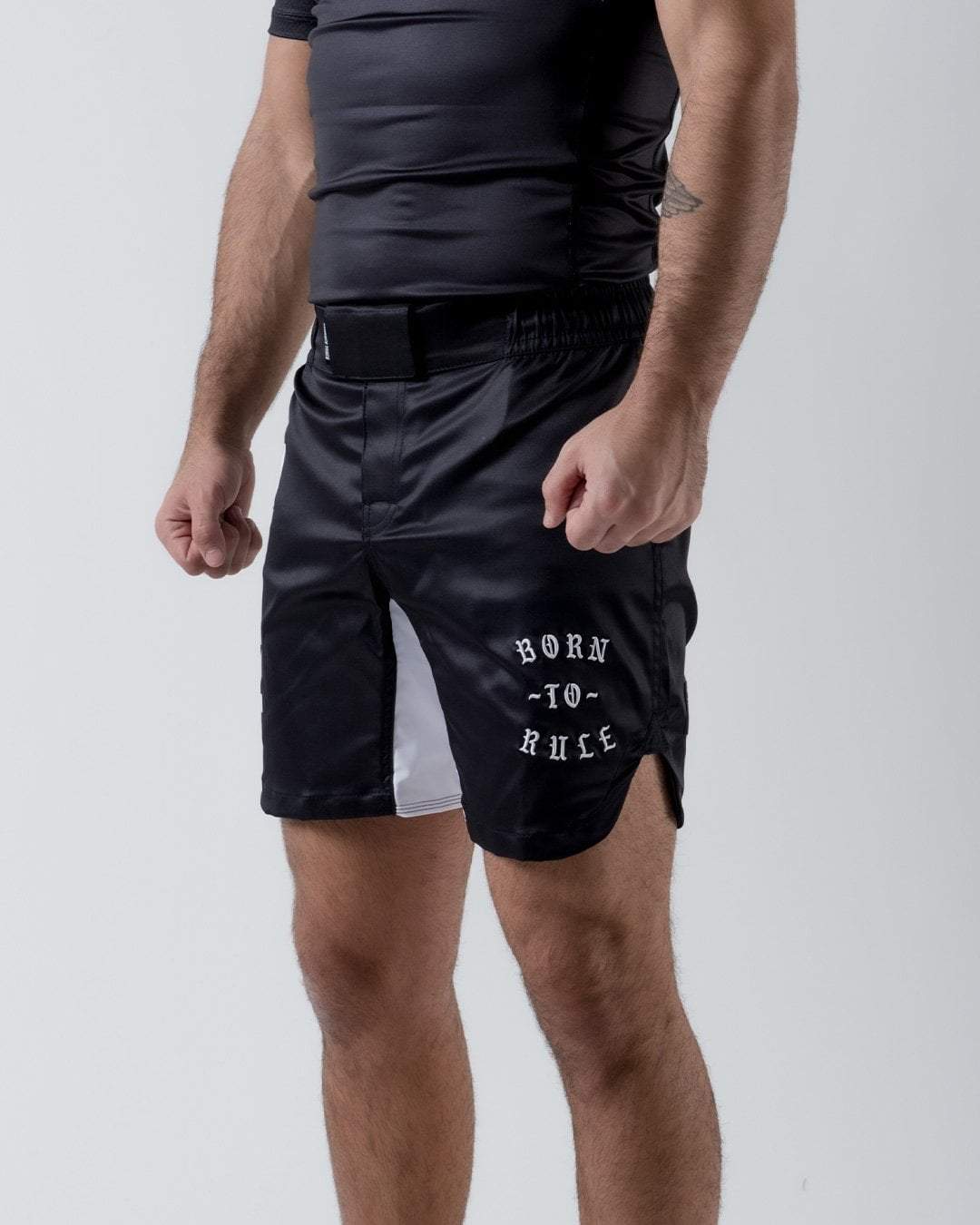 KINGZ Born To Rule Shorts [Black]