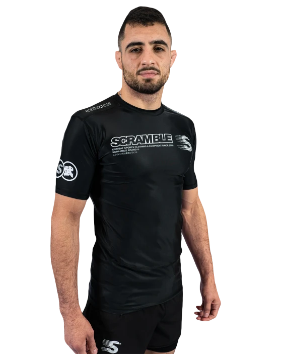 SCRAMBLE  Mirai Rashguard – Black