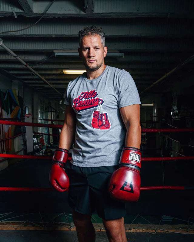 TITLE Boxing Classic Script Performance Tee (Gray)