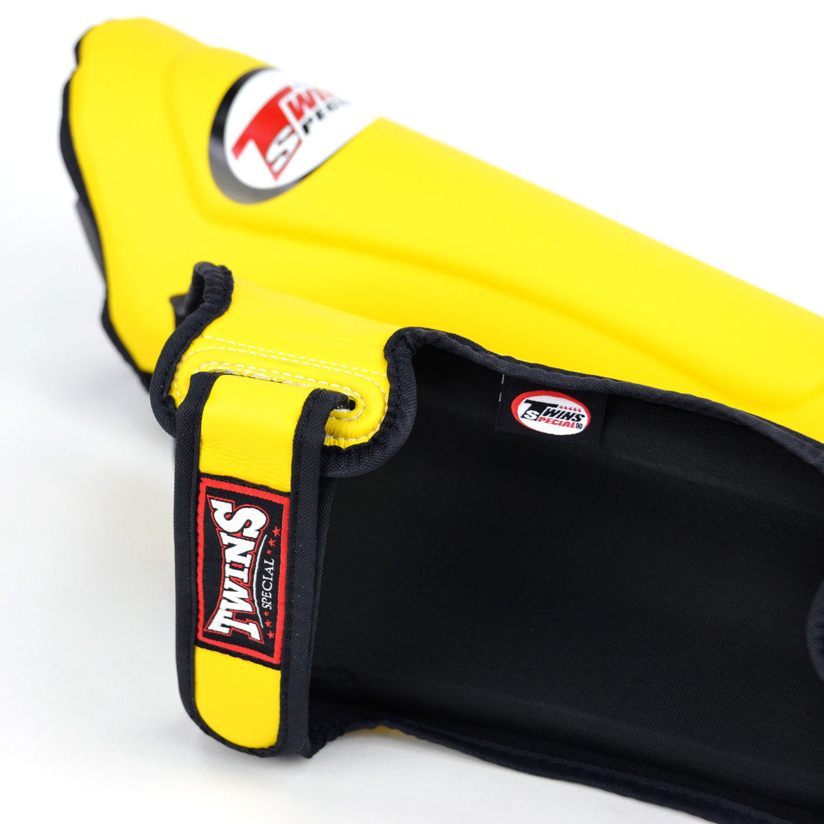 TWINS SPECIAL Double Padded SGS10 Shinguard - Yellow