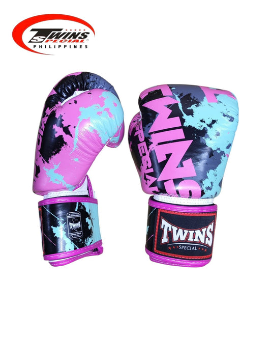 TWINS SPECIAL Boxing Gloves Candy Pink