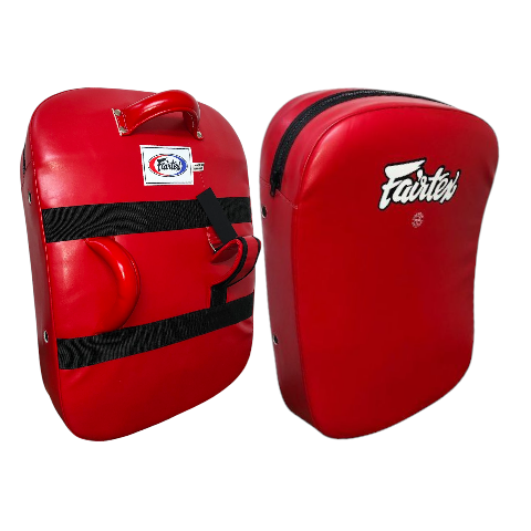 FAIRTEX FS3 Versatile Curved Kick Shield