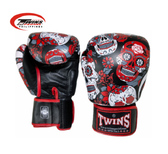Twins Special Boxing Gloves Muerto Skull [Black/Red]