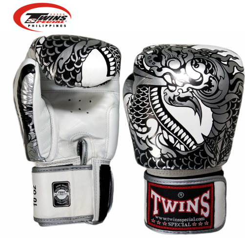 Twins Special Boxing Gloves Thai Nagas Dragon [White/Silver]