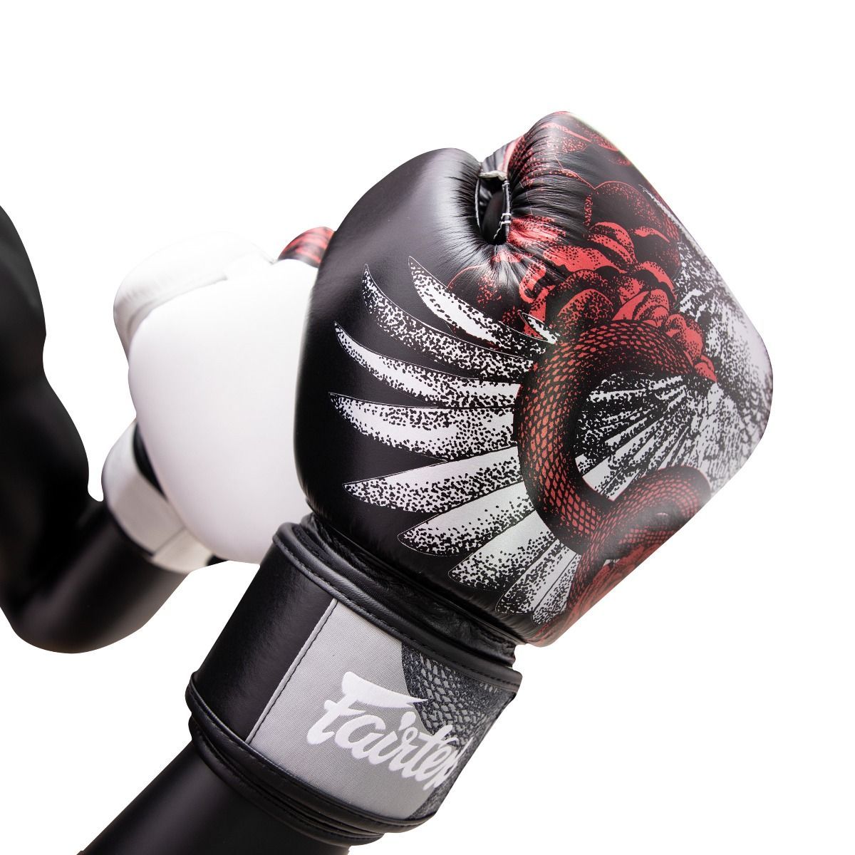 FAIRTEX BGV24 The Beauty Of Survival - Limited Edition Gloves